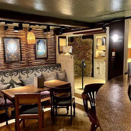 The Swan Inn Chiddingfold Bagian luar foto